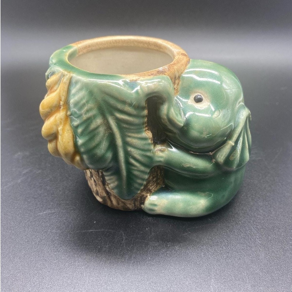 Majolica Vintage Lucky Elephant succulent small Planter‎
